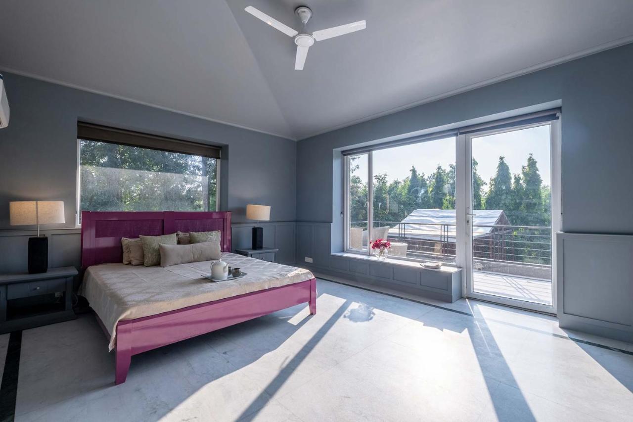 Stayvista At The Banyan Abode With Pool Table, Pet Friendly & Outdoor Pool Manesar Exterior foto