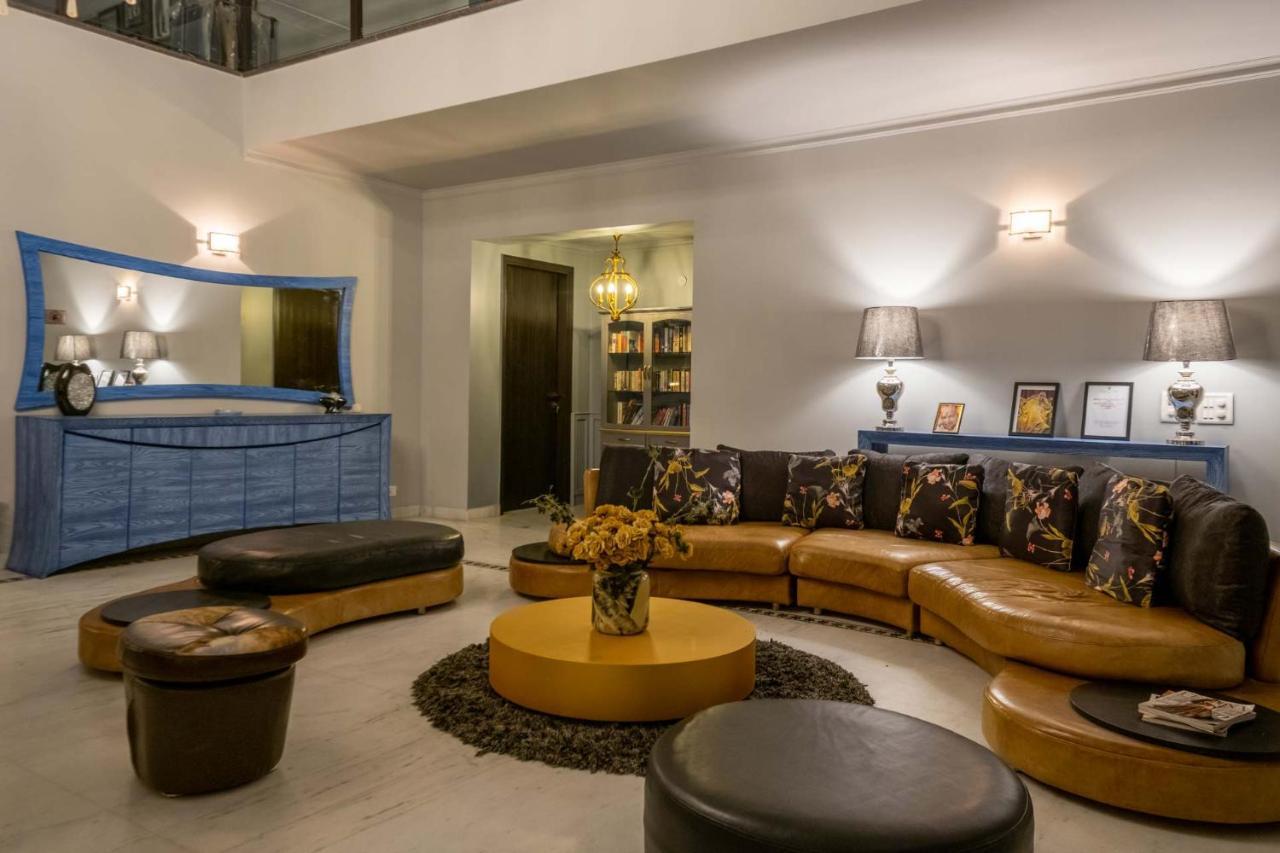 Stayvista At The Banyan Abode With Pool Table, Pet Friendly & Outdoor Pool Manesar Exterior foto